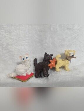 Vintage 1990's  M.E.G. Kitty in My Pocket and Puppy In My Pocket Figures